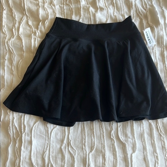 Old Navy Skirt with Built in Shorts - Picture 1 of 9